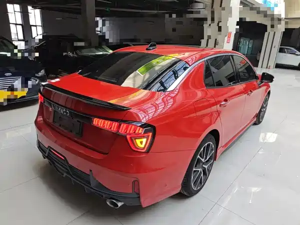 Lynk & Co 03 2019