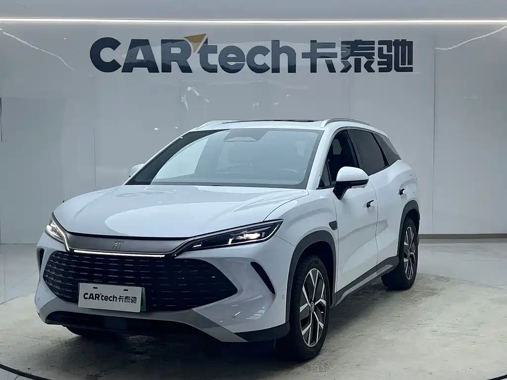 BYD Song L DM-i 2025 — фото 1