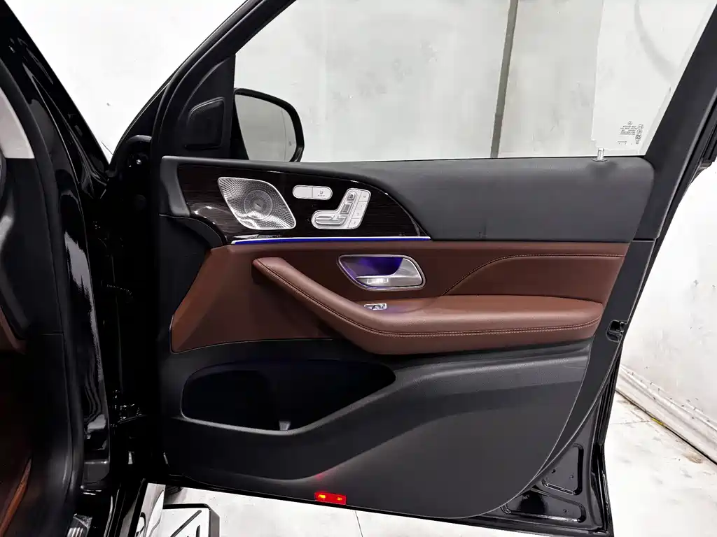 Mercedes-Benz GLE 2025 — фото 23