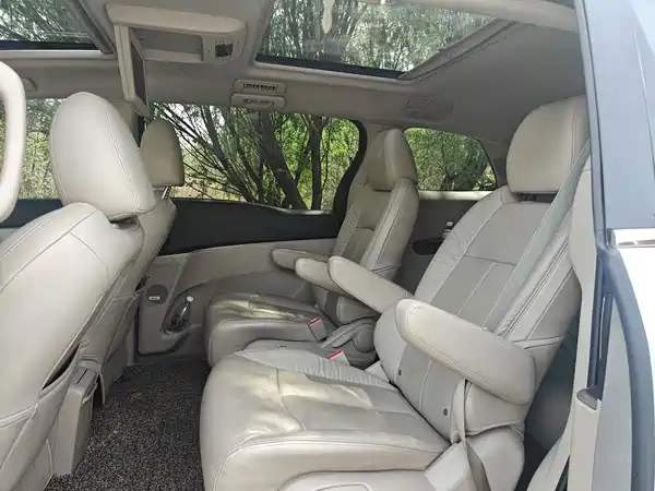 Buick GL8 2014