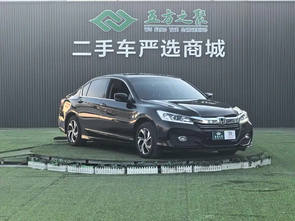 Honda Accord 2018 — фото 3