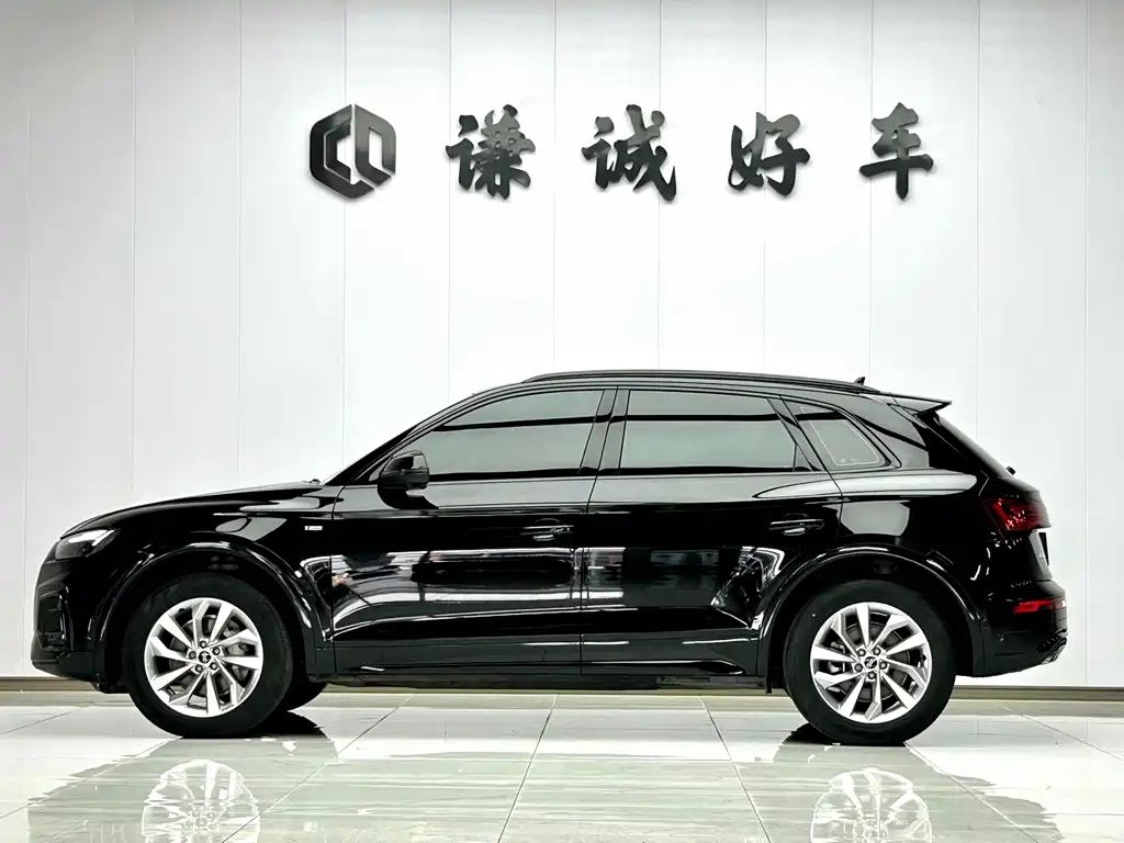 Audi Q5L 2022 — фото 4