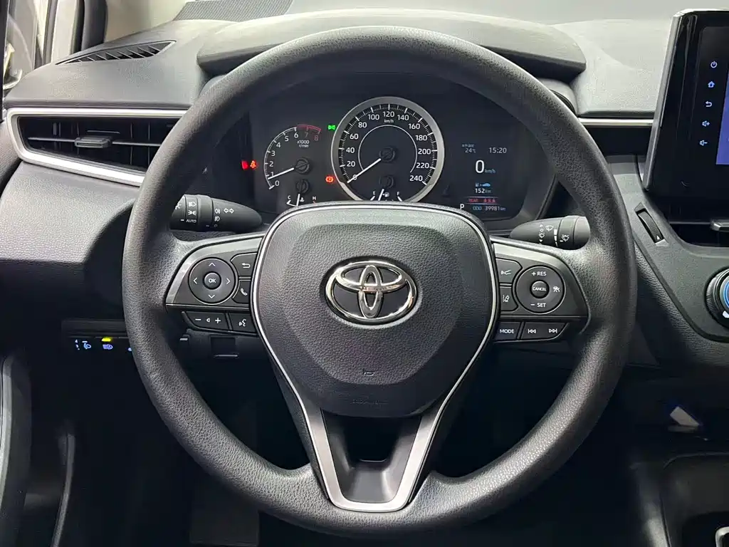 Toyota Corolla 2022 — фото 9