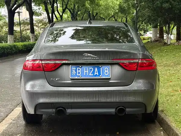 Jaguar XF 2016