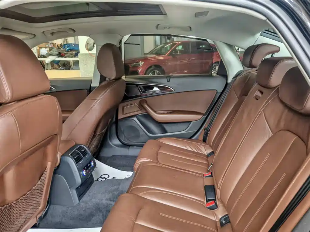Audi A6L 2015 — фото 15