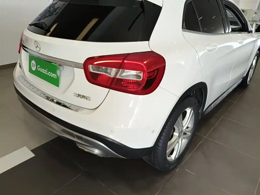 Mercedes-Benz GLA 2016 — фото 8