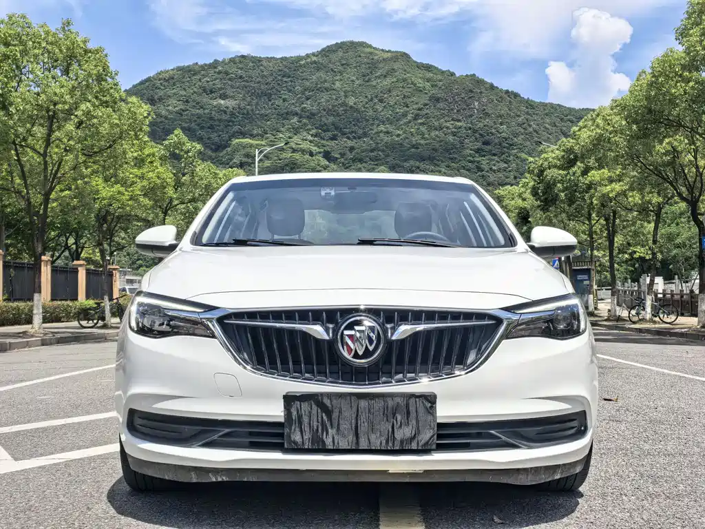 Buick Excelle 2020 — фото 3
