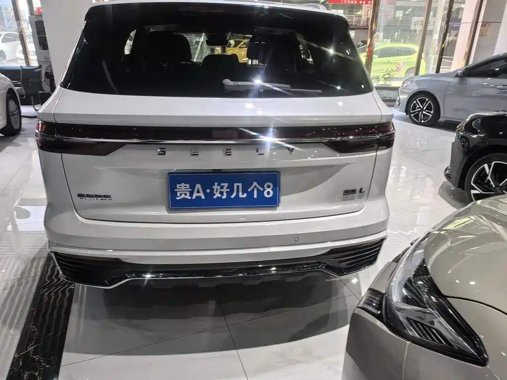 Geely Xingyue L 2023 — фото 14