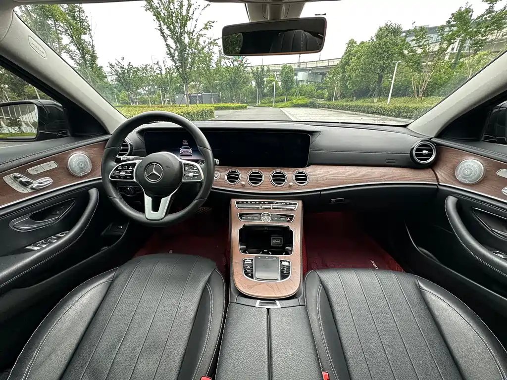 Mercedes-Benz E-Class 2020 — фото 8