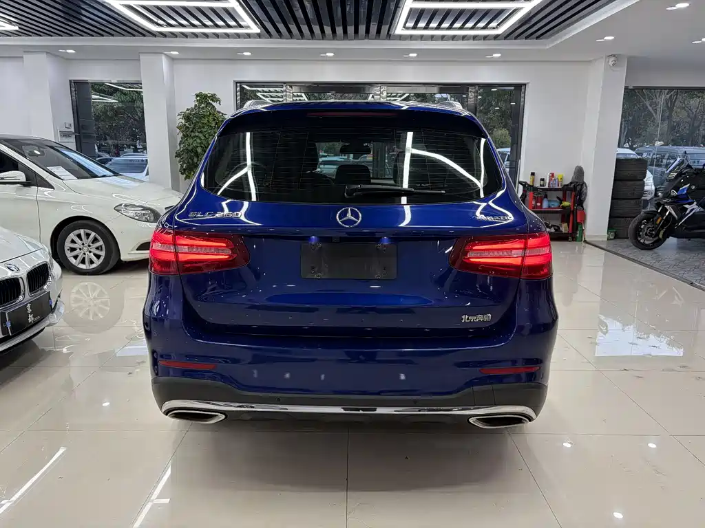 Mercedes-Benz GLC 2017 — фото 5