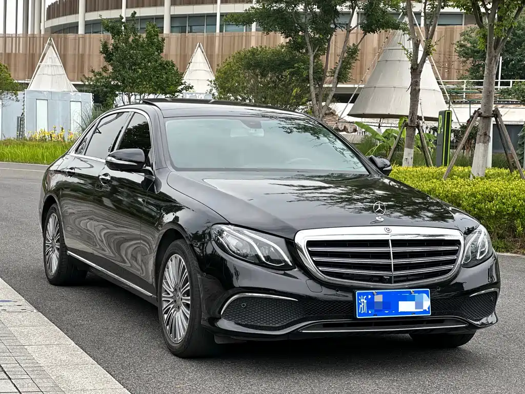 Mercedes-Benz E-Class 2020 — фото 3