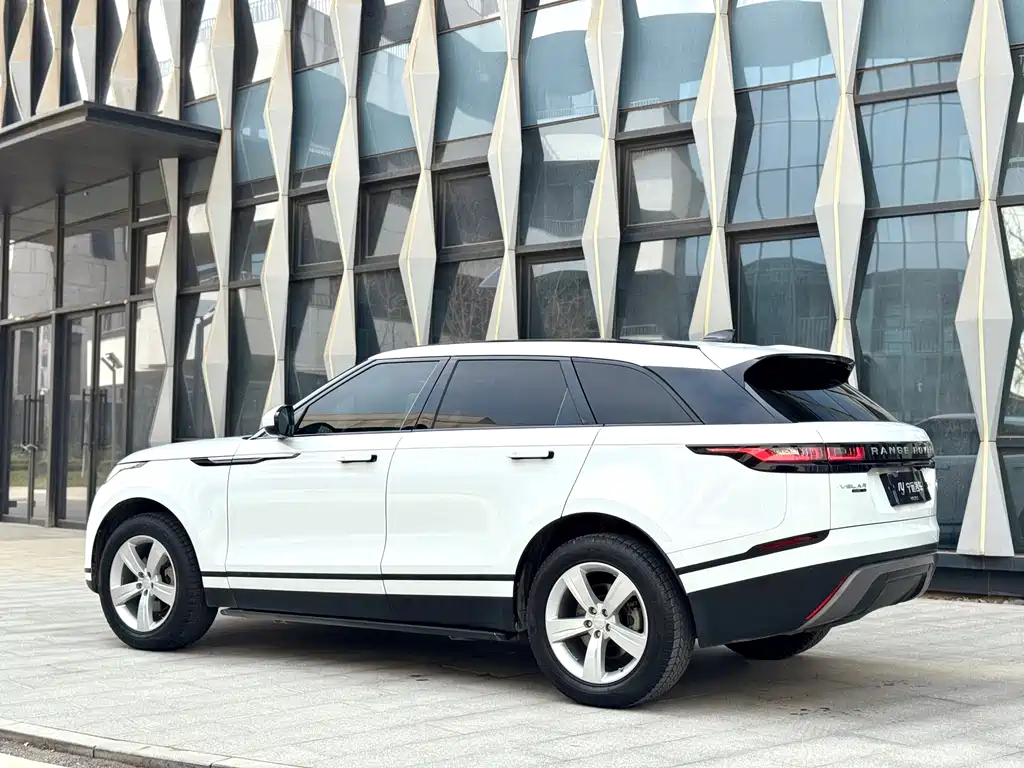 Land Rover Velar 2018 — фото 19