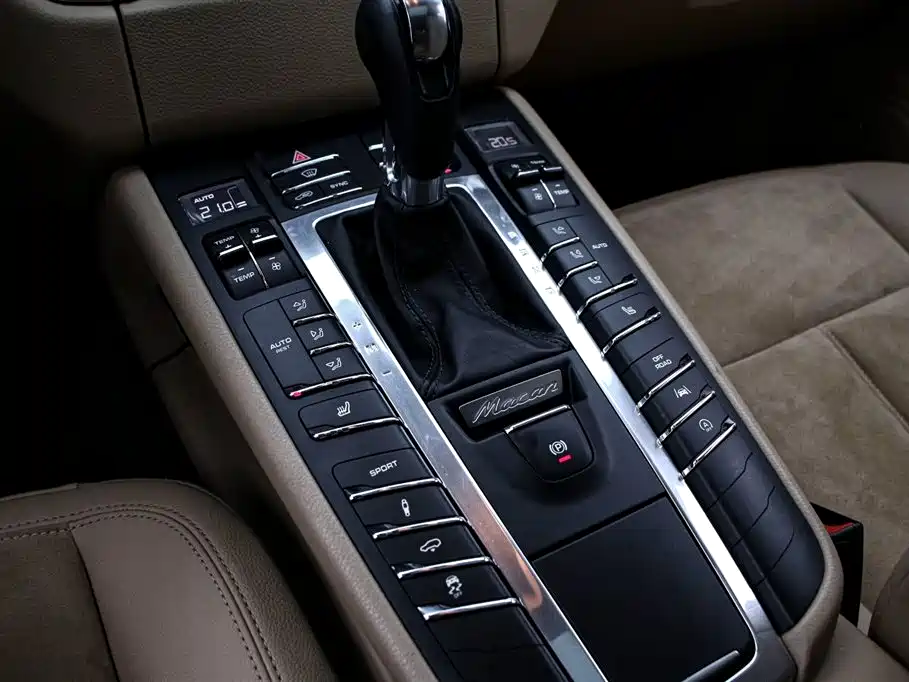 Porsche Macan 2017 — фото 9