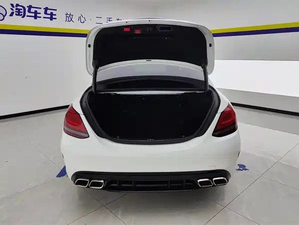 Mercedes-Benz C-Class 2021