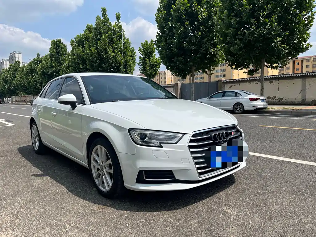 Audi A3 2019 — фото 3