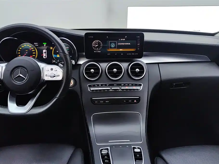 Mercedes-Benz C-Class 2021 — фото 13