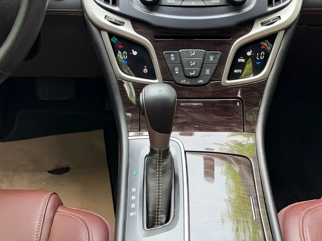 Buick LaCrosse 2015 — фото 20