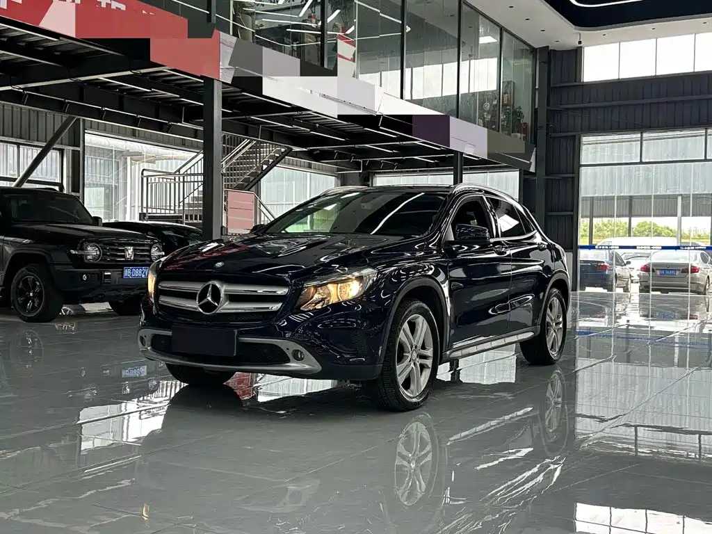 Mercedes-Benz GLA 2016 — фото 1