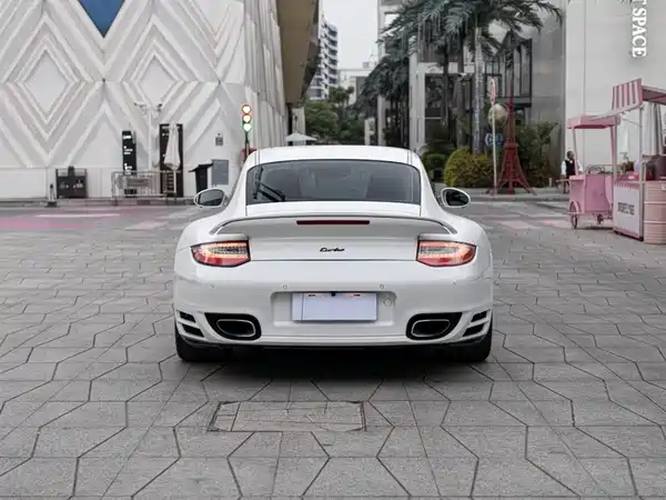 Porsche 911 2010