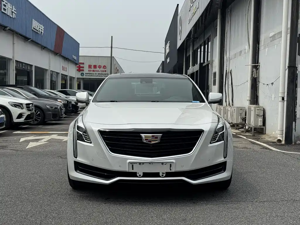 Cadillac CT6 2017 — фото 2