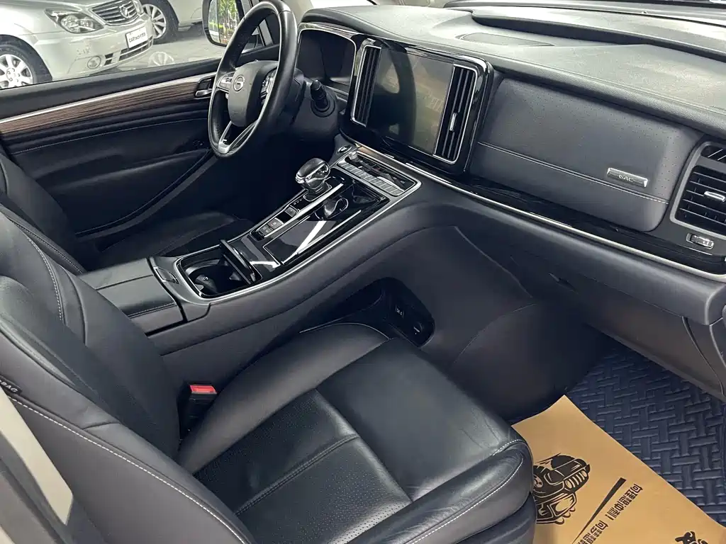 GAC Motor Trumpchi M8 2020 — фото 13