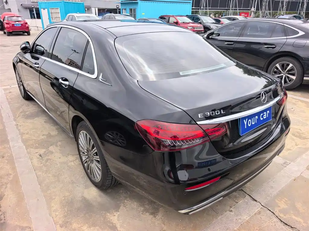Mercedes-Benz E-Class 2023