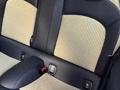 MINI MINI 2023