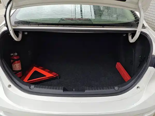 Mazda 3 Axela 2014