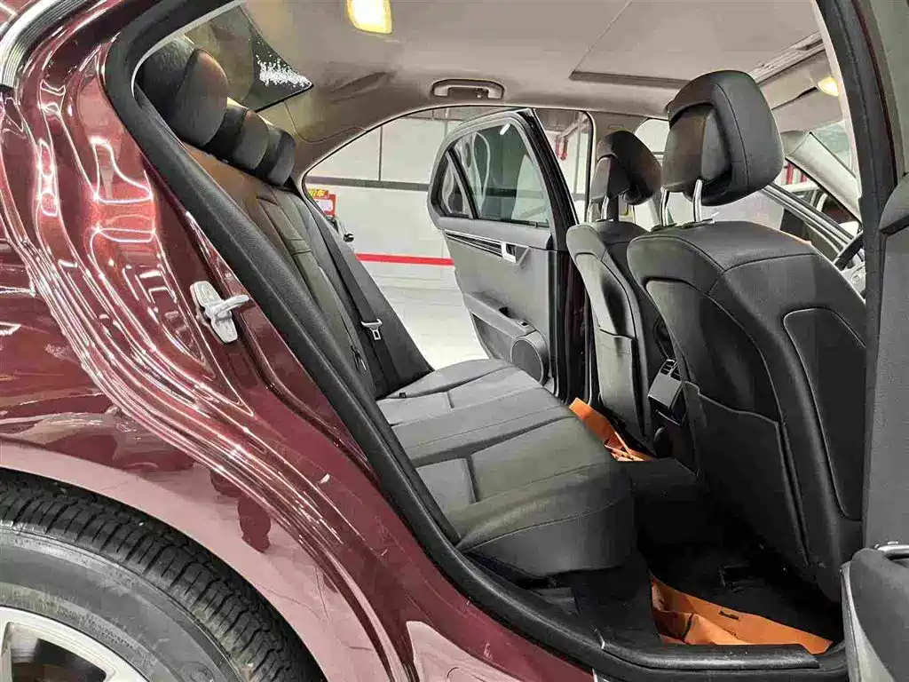 Mercedes-Benz C-Class 2013 — фото 12