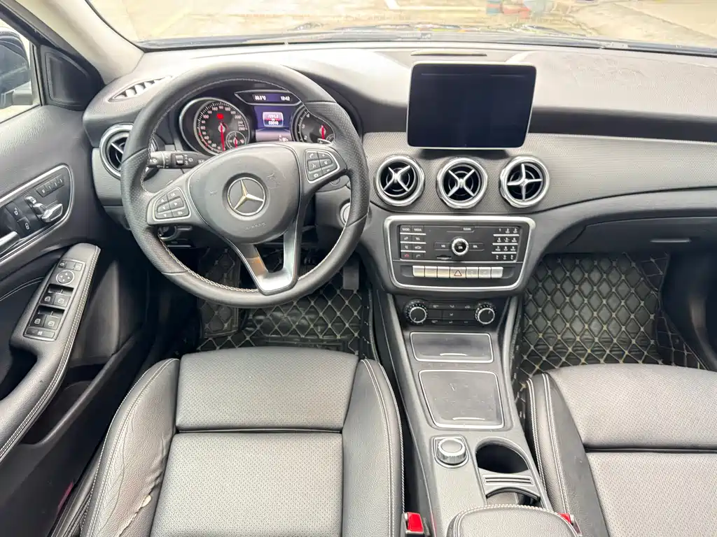 Mercedes-Benz GLA 2019 — фото 12