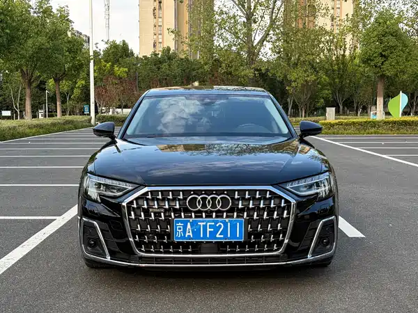 Audi A8 2023