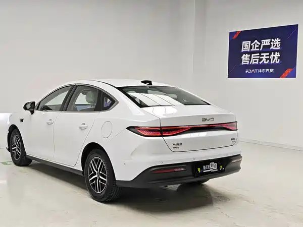 BYD Seal 05 DM-i 2025