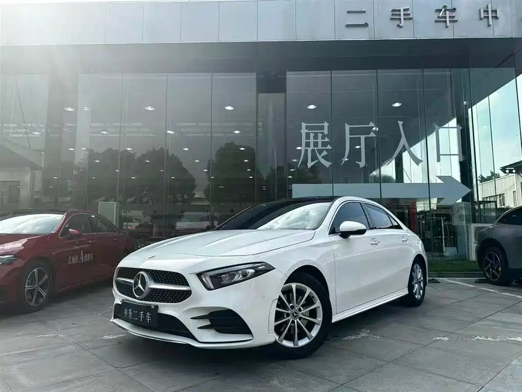 Mercedes-Benz A-Class 2021 — фото 1