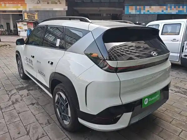 Hyundai EO 2025
