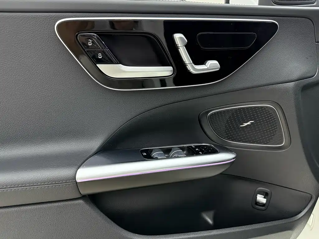 Mercedes-Benz C-Class 2022 — фото 14