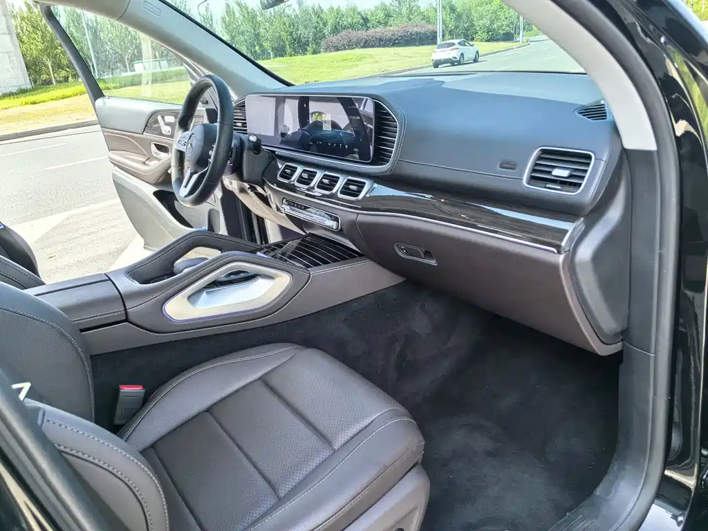 Mercedes-Benz GLE 2023 — фото 13