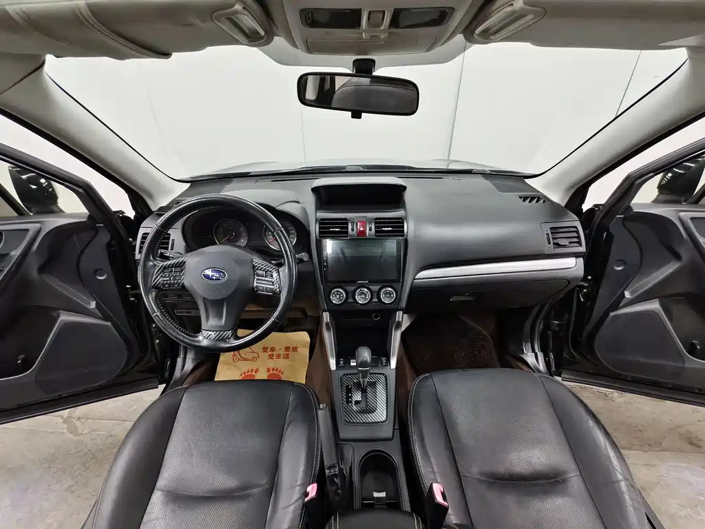 Subaru Forester 2014 — фото 9
