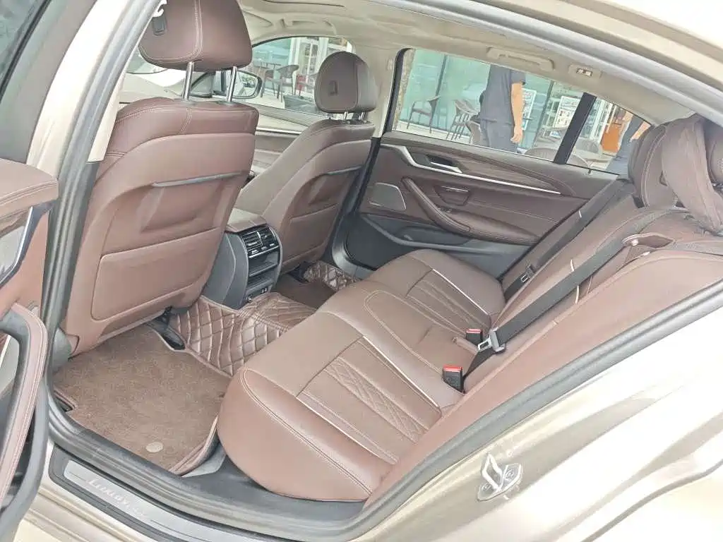 BMW 5 Series 2022
