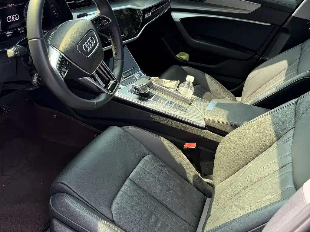 Audi A6L 2021