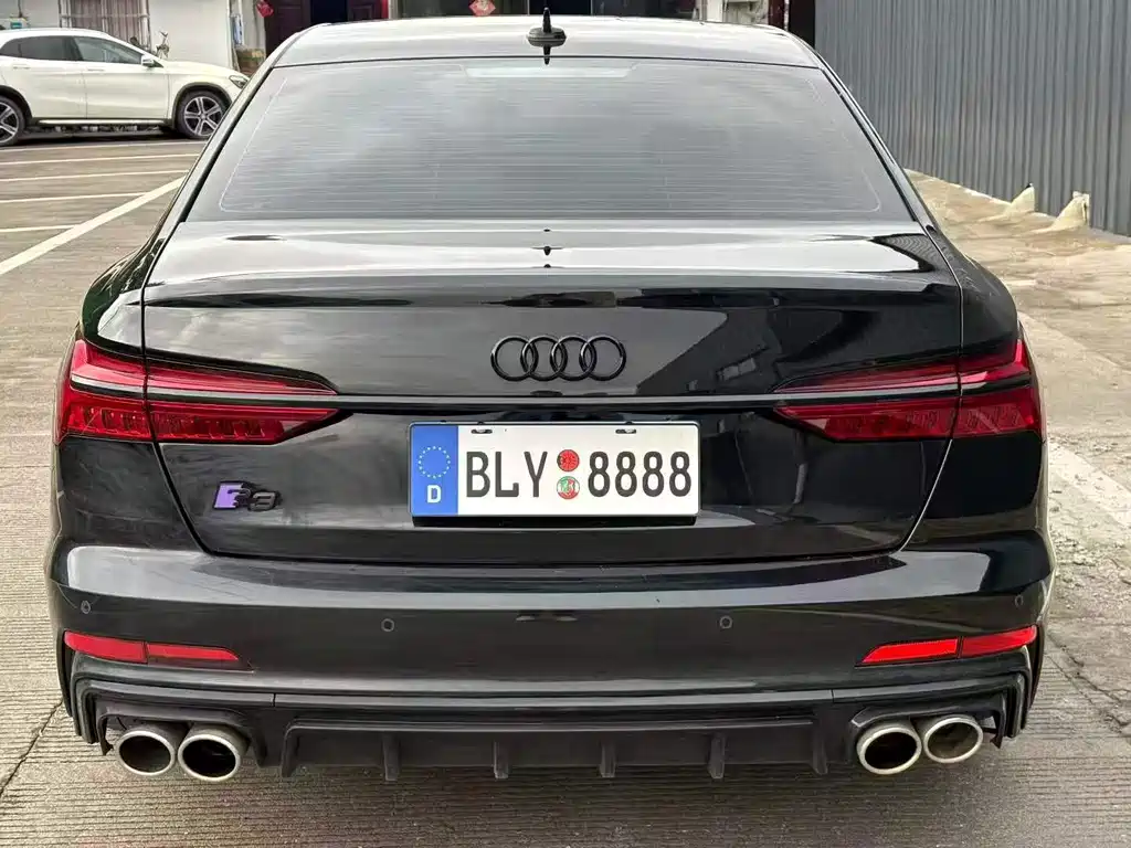 Audi A6L 2025 — фото 17