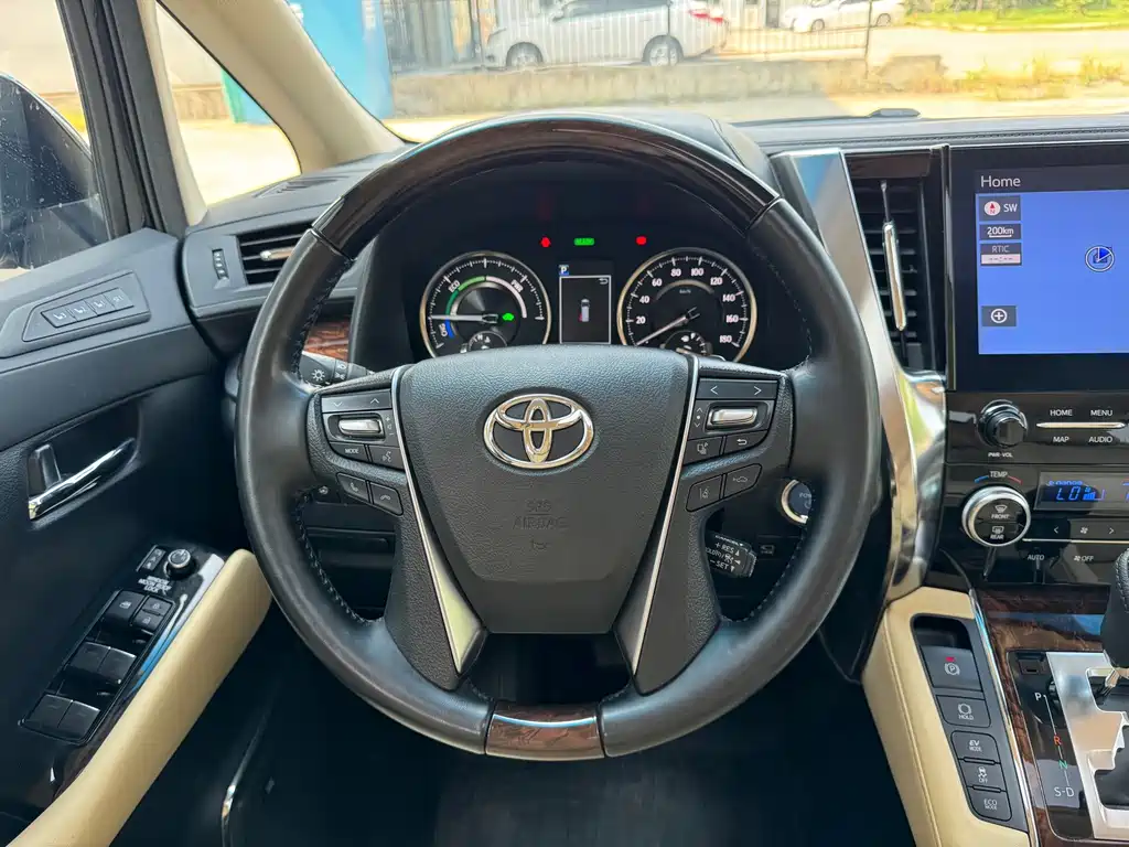 Toyota Alphard 2022 — фото 5