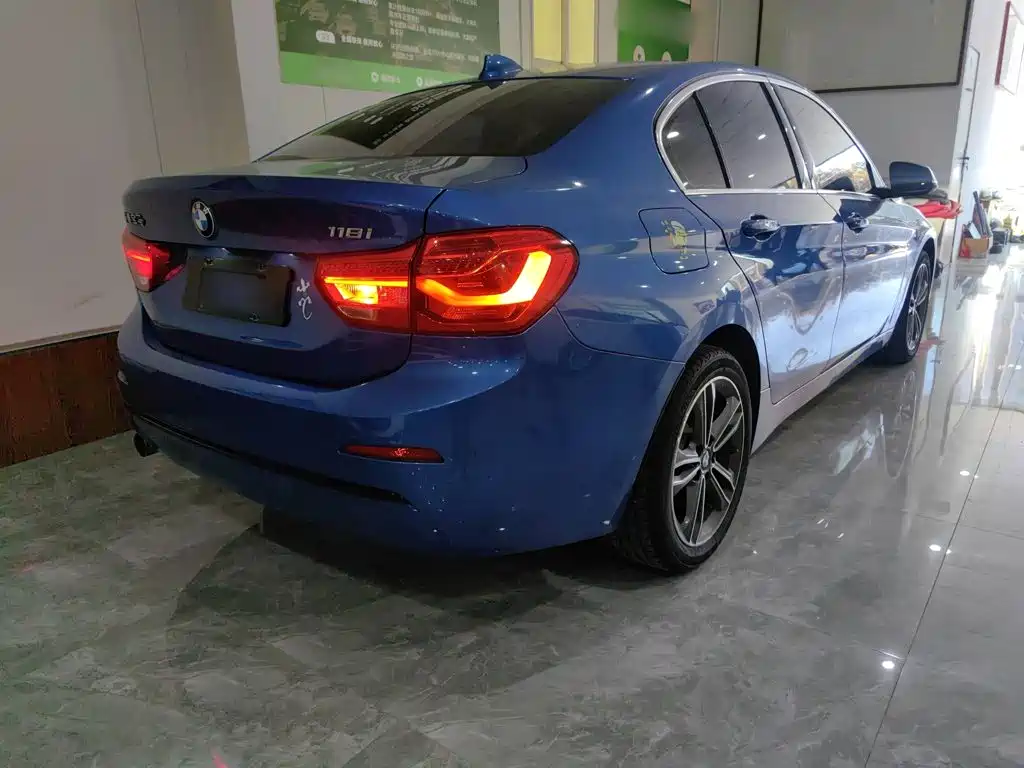BMW 1 Series 2019
