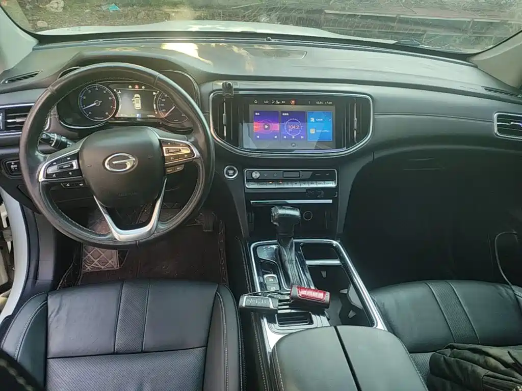 GAC Motor Trumpchi GS8 2020 — фото 10