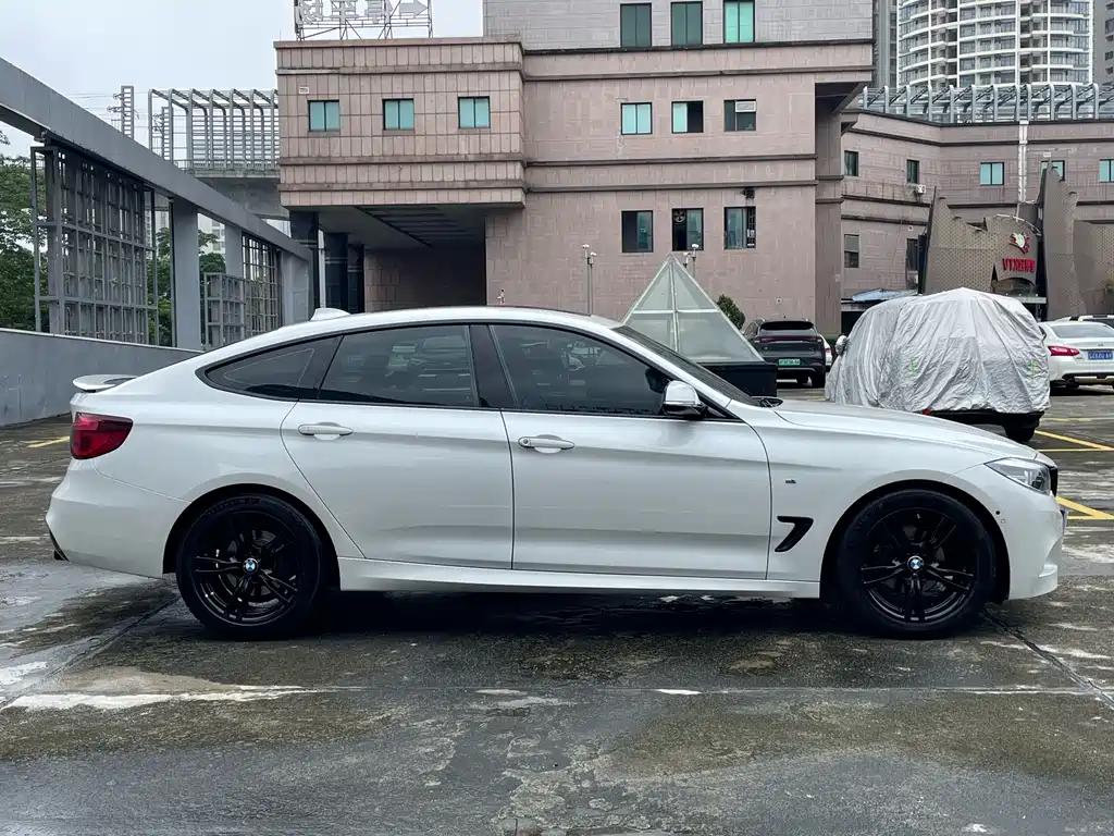 BMW 3 Series GT 2020 — фото 30