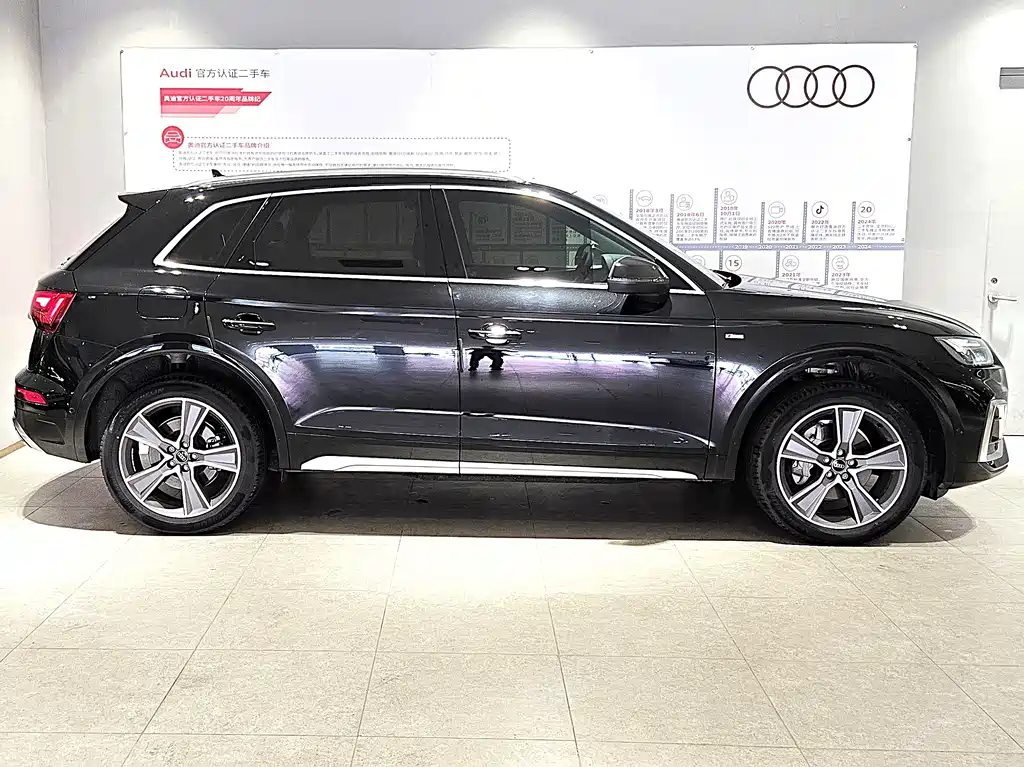 Audi Q5L 2022 — фото 3