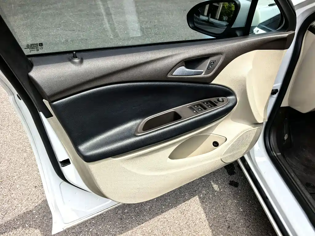 Buick Verano 2015 — фото 16