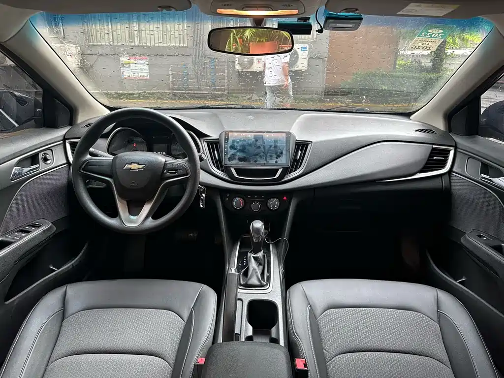 Chevrolet Cavalier 2018 — фото 14