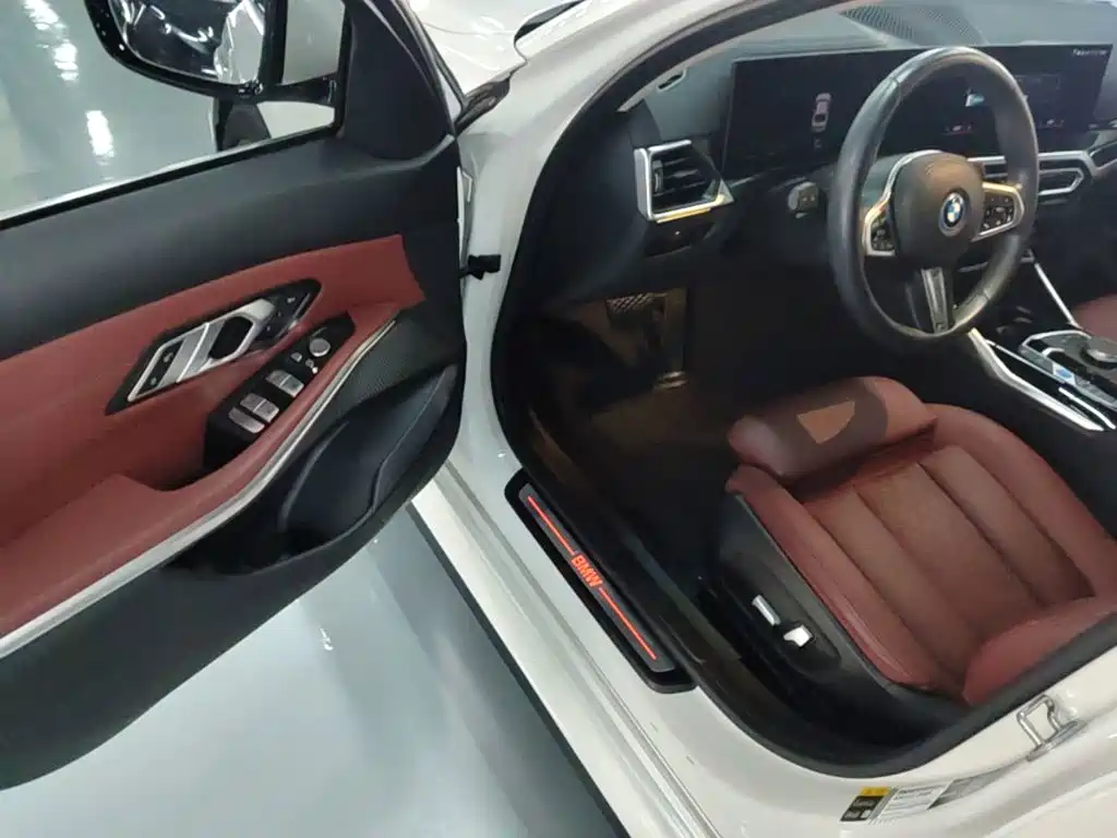 BMW i3 2023 — фото 16