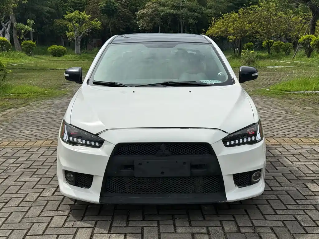Mitsubishi Lancer EX 2017 — фото 1