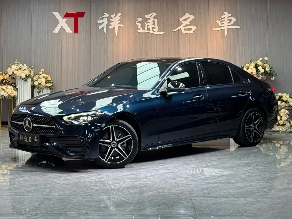 Mercedes-Benz C-Class 2023 — фото 1
